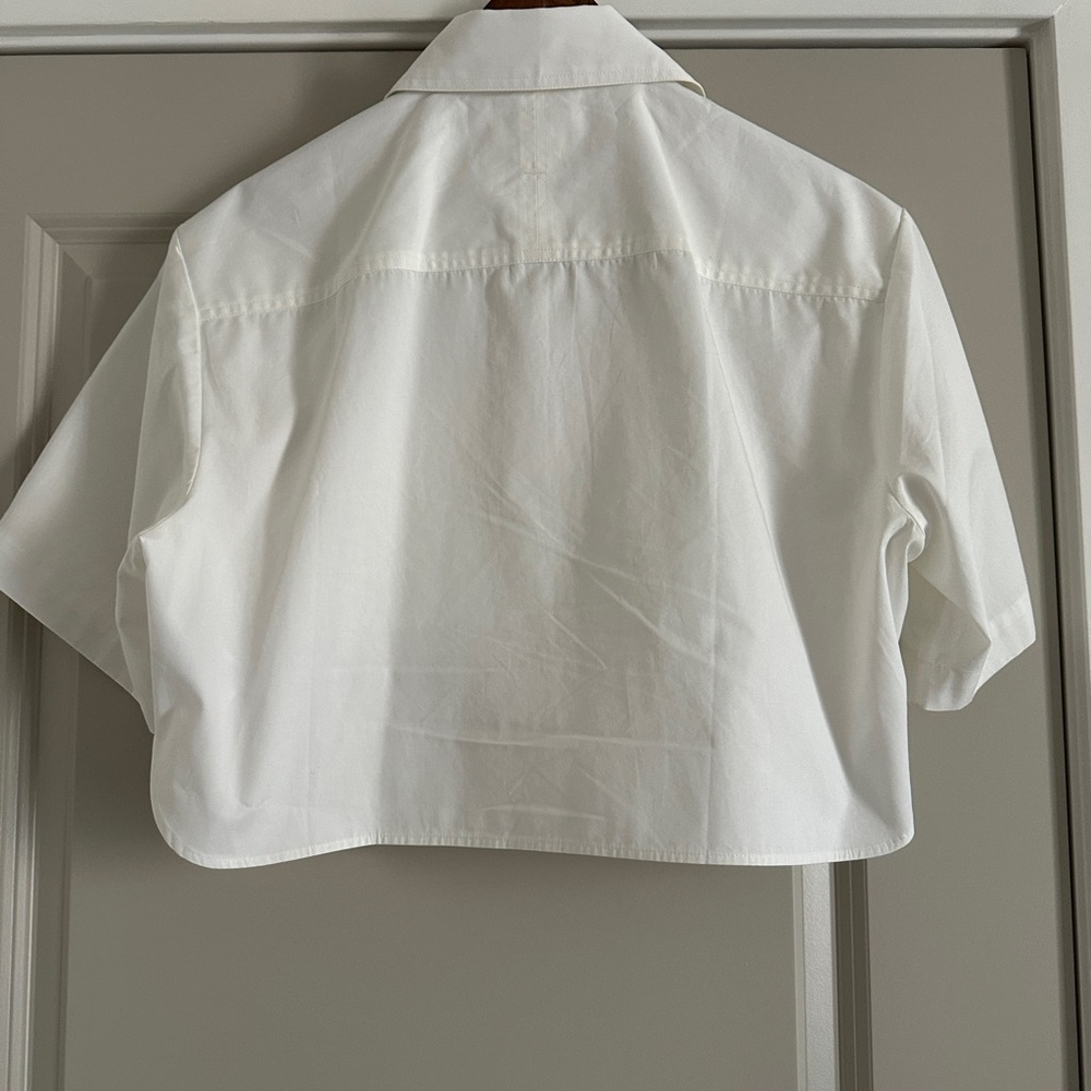 BANANA REPUBLIC - cropped white button up - Picture 2 of 4